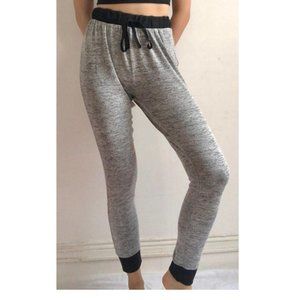 Grey and black thin jogger 🖤🖤🖤